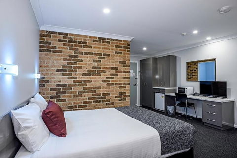 Bushmans Motor Inn - VIC Tourism 5