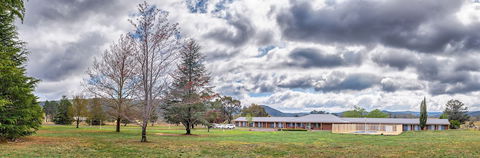 Bushmans Motor Inn - VIC Tourism 3