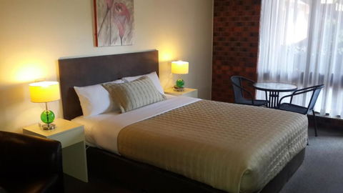 Zero Inn Motel - VIC Tourism 3