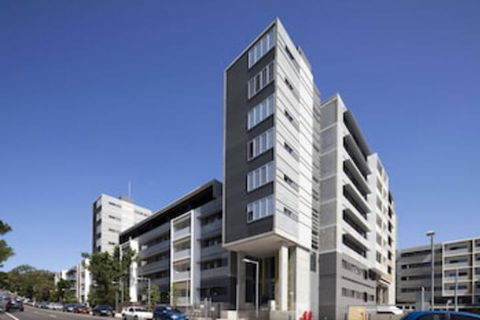 Unsw Village - VIC Tourism 0