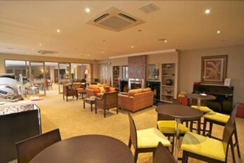 Broadbeach Inverloch Resort - VIC Tourism 5
