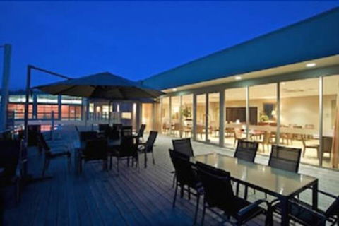 Broadbeach Inverloch Resort - VIC Tourism 7
