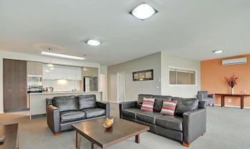 Traralgon Serviced Apartments - VIC Tourism 3