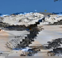 Smiggins Hotel - VIC Tourism