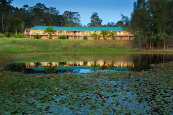 Golf Club Motor Inn Wingham - VIC Tourism 0