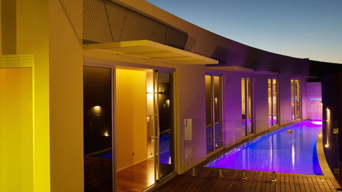 The Frames - VIC Tourism 0