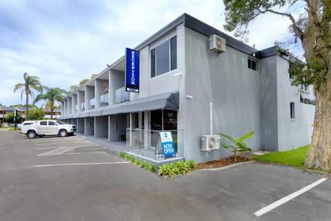 Merewether Motel - VIC Tourism 1