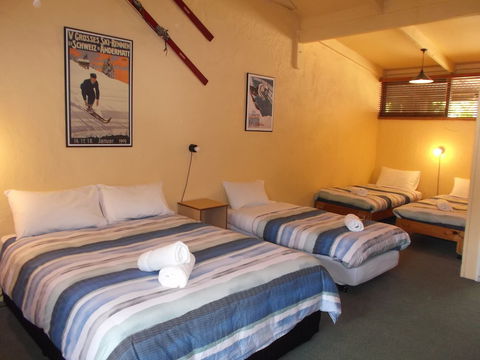 Harrietville Hotel Motel - VIC Tourism 6