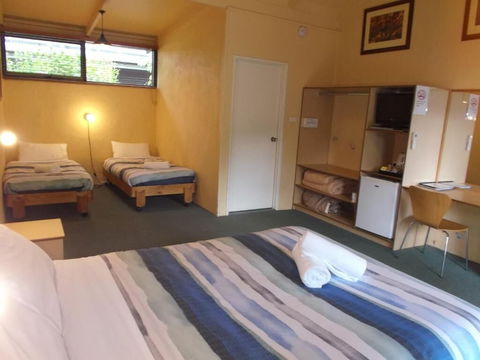 Harrietville Hotel Motel - VIC Tourism 3
