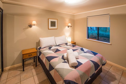 Whalers Cove Villas - VIC Tourism 4