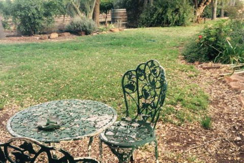 Catania Cottage & Farmhouse - VIC Tourism 3