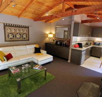 Mirkwood Forest Self contained Spa Cottages - VIC Tourism