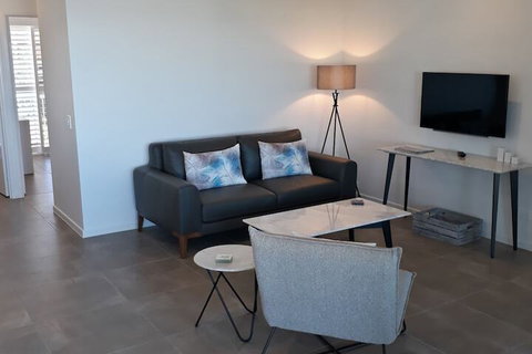 Pandanus Coolum Beach - VIC Tourism 7