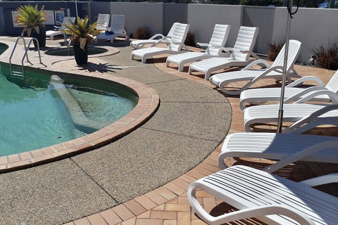 Pandanus Coolum Beach - VIC Tourism 2