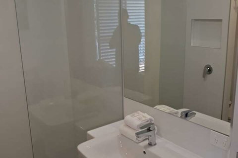 Pandanus Coolum Beach - VIC Tourism 6