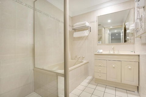 Wollongong Serviced Apartments - VIC Tourism 6