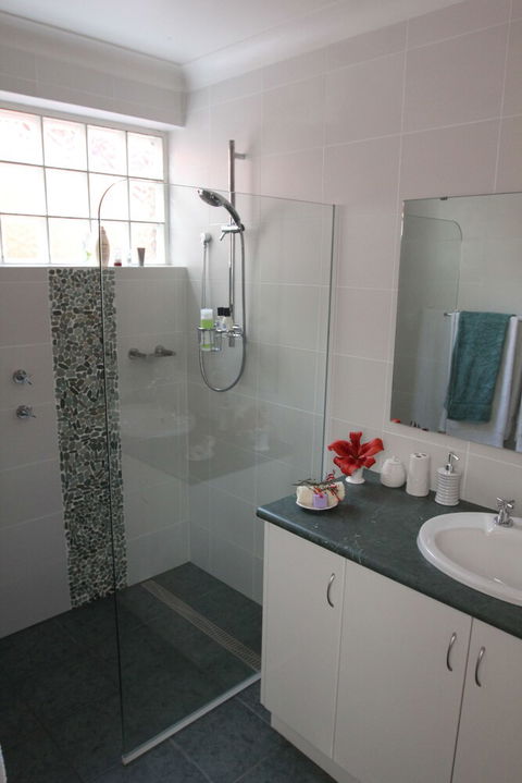 Falls Retreat B & B - VIC Tourism 4
