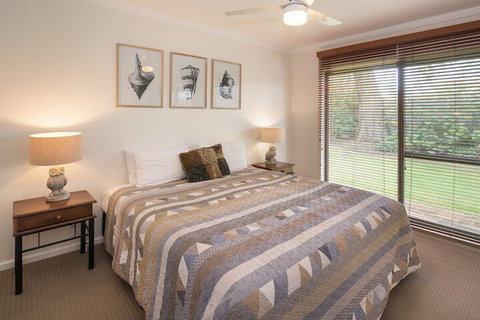 Bayshore Beachside Resort - VIC Tourism 6