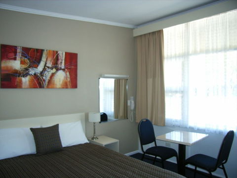 Bairnsdale Main Motel - VIC Tourism 5