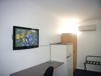 Bairnsdale Main Motel - VIC Tourism 4