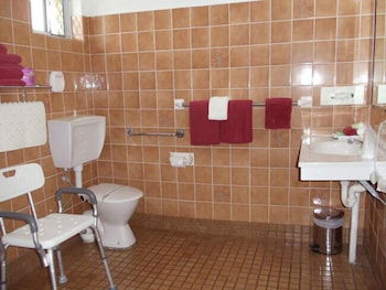 Town & Country Motor Inn - VIC Tourism 5