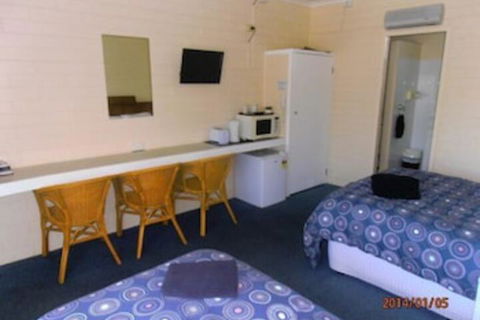 Opal Motel Leongatha - VIC Tourism 5