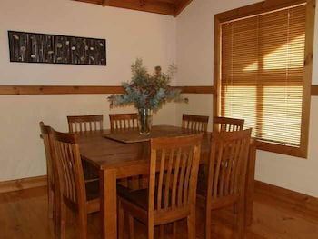 Beachport Retreat Holiday House - VIC Tourism 5