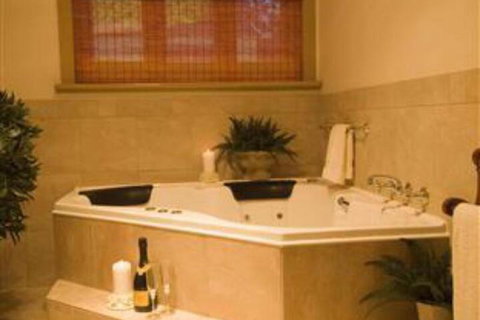 Port Willunga Cottages - VIC Tourism 3