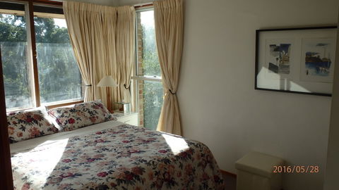 Linley House Bed & Breakfast - VIC Tourism 6