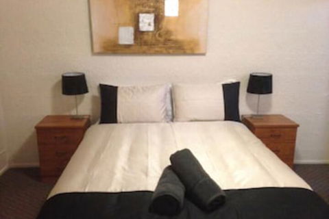 Copper Gate Motel - VIC Tourism 0