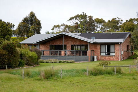 Prom Coast Holiday Lodge - VIC Tourism 6