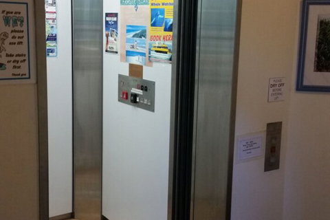 Alexander Beachfront Apartments - VIC Tourism 7