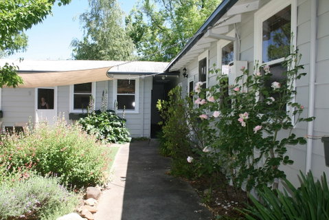 Elm Lodge - VIC Tourism 2