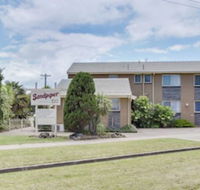Sandpiper Holiday Apartments - VIC Tourism