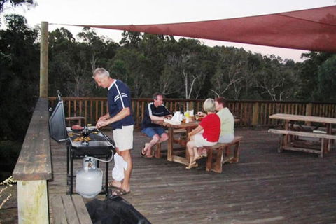 Tweed Valley Lodge - VIC Tourism 6