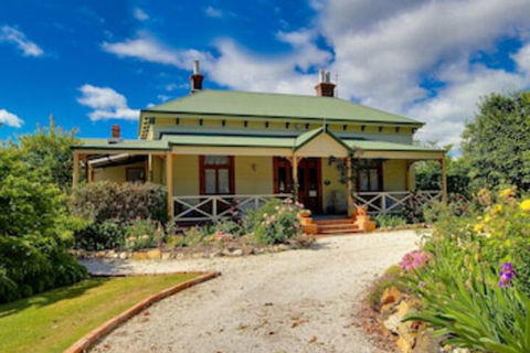 B & B At Winterbrook - VIC Tourism 0