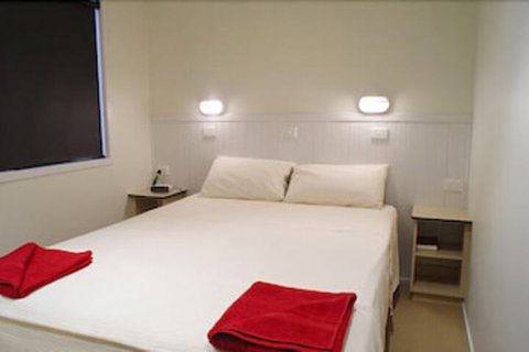 Del Rio Riverside Resort - VIC Tourism 7