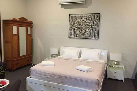 Fairway Manor Accommodation - VIC Tourism 3