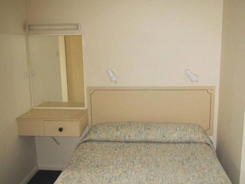 Great Lakes Motor Inn - VIC Tourism 1