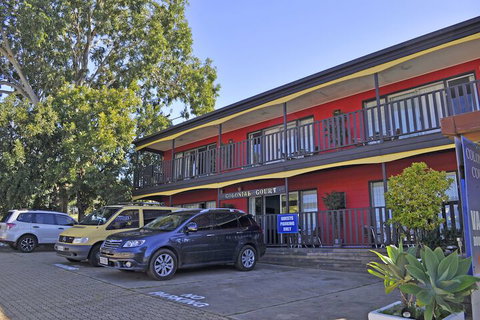 Colonial Court Beachfront Motel And Holiday Stay - VIC Tourism 6