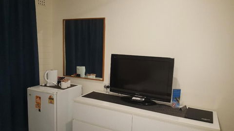 Lockleys Hotel - VIC Tourism 2