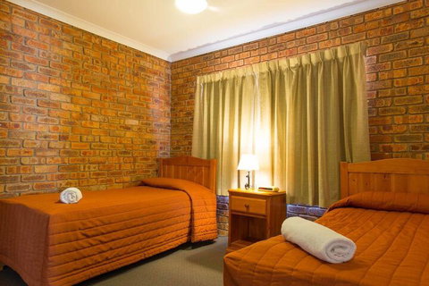 Mansfield Country Resort - VIC Tourism 1