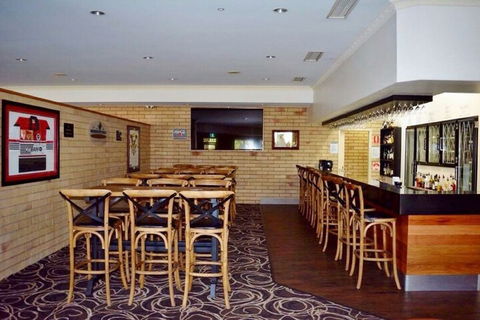 Western Heritage Motor Inn - VIC Tourism 2