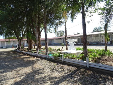 Mercury Motor Inn - VIC Tourism 6