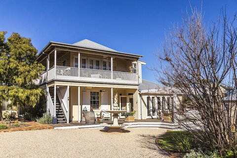 Springhill House On Pardalote - VIC Tourism 1