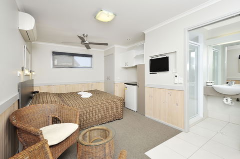 NRMA Sydney Lakeside Holiday Park - VIC Tourism 5