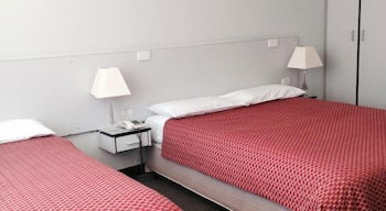 Beach Motel Woolgoolga - VIC Tourism 5