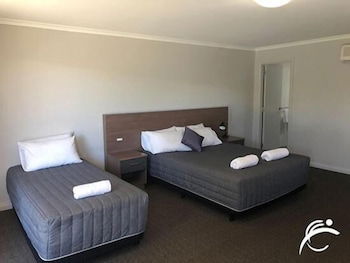 Coro Club Motel - VIC Tourism 3
