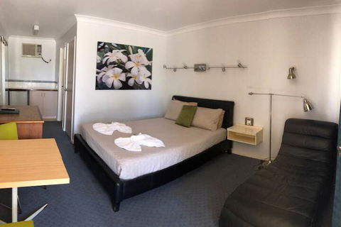 Carnarvon Gateway Motel - VIC Tourism 7