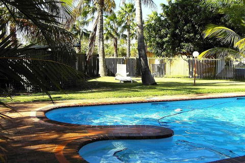 Carnarvon Gateway Motel - VIC Tourism 3